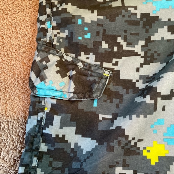 Cherokee Boys Swim Trunks Size Medium Digital Camouflage Design Gray Blue Yellow - Picture 2 of 6